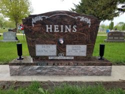 Customized upright memorial with picture
